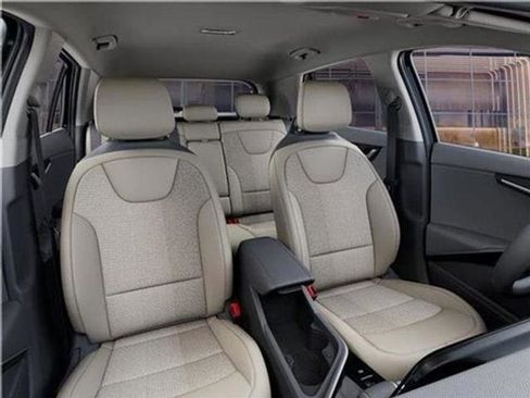 New 2025 Kia Niro EX image 96