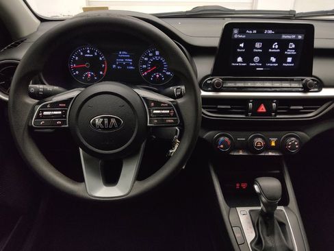 Used 2020 Kia Forte LXS FWD image 22