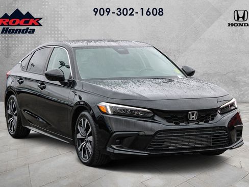 Certified 2024 Honda Civic EX-L image 3