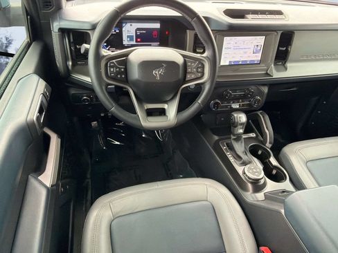 Used 2022 Ford Bronco Outer Banks AWD/4WD image 9