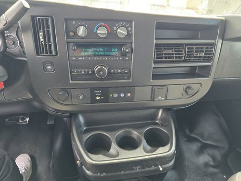 Used 2019 Chevrolet Express 2500 w/ Driver Convenience Package image 10