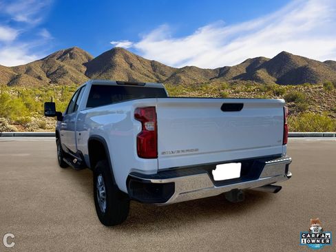 Certified 2021 Chevrolet Silverado 2500 LT w/ Convenience Package RWD image 3