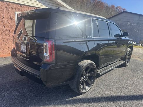 Used 2017 GMC Yukon SLE w/ HD Trailering Package AWD/4WD image 5