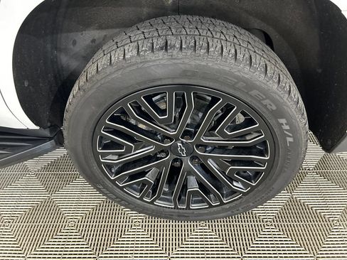 Used 2023 Chevrolet Tahoe RST w/ Luxury Package RWD image 10