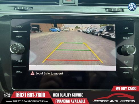 Used 2020 Volkswagen Tiguan SE image 22