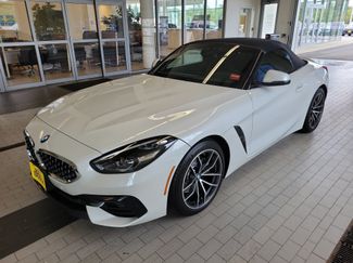 Used 2022 BMW Z4 sDrive30i w/ Driving Assistance Package RWD video 1