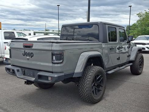 Used 2022 Jeep Gladiator Sport AWD/4WD image 2