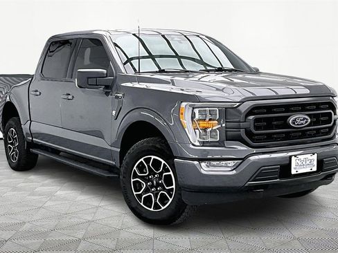 Used 2022 Ford F150 XLT w/ Equipment Group 302A High image 12