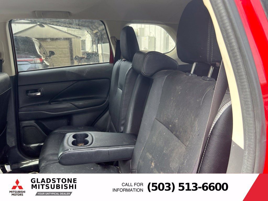 Used 2017 Mitsubishi Outlander SEL FWD image 8