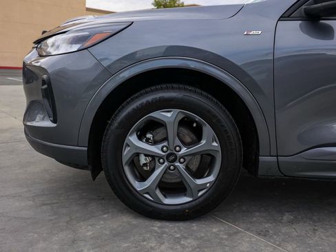 Used 2024 Ford Escape ST-Line image 11