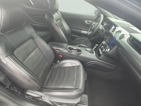 Used 2020 Ford Mustang GT Premium w/ Equipment Group 401A RWD image 28