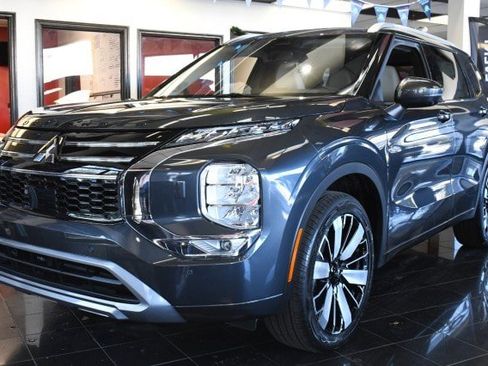 New 2026 Mitsubishi Outlander SEL AWD/4WD image 1