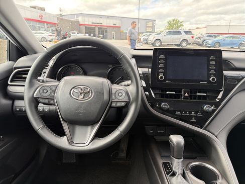 Used 2023 Toyota Camry SE w/ Cold Weather Package AWD/4WD image 12