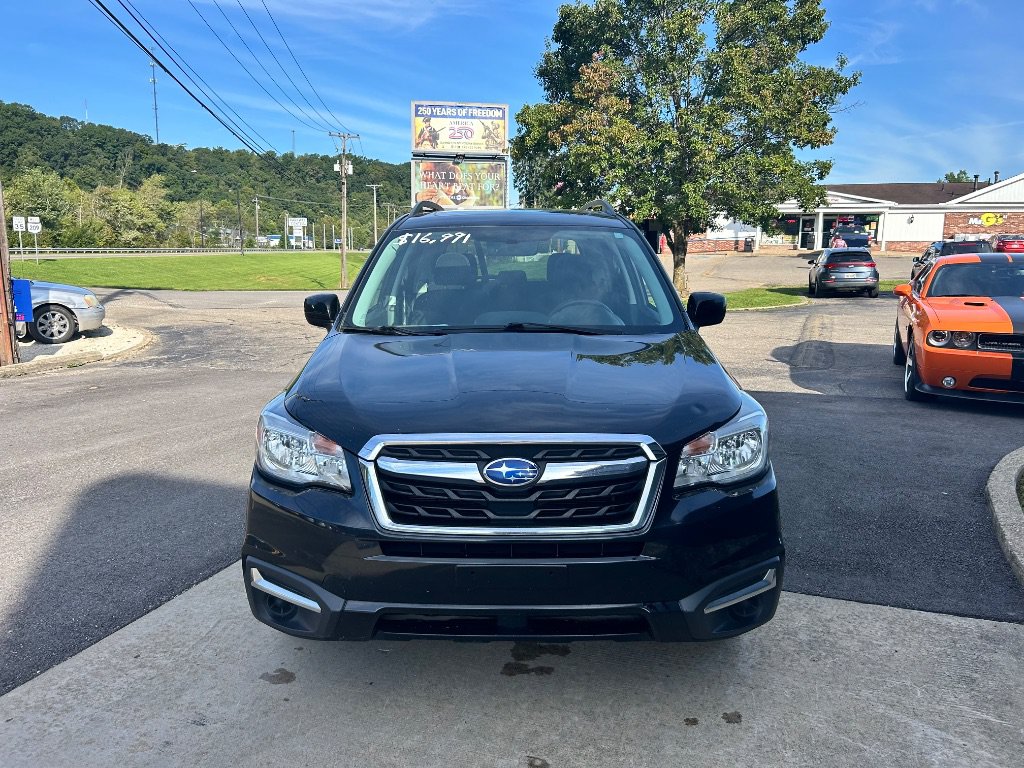 Used 2017 Subaru Forester 2.5i Premium w/ All-Weather Package AWD/4WD image 2