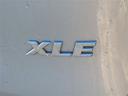 Used 2024 Toyota RAV4 XLE image 12