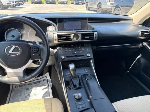 Used 2015 Lexus IS 250 w/ Navigation System Package RWD image 19