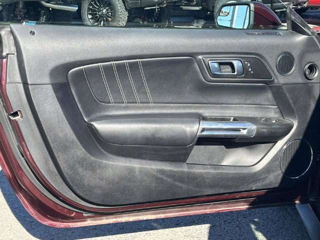 Used 2018 Ford Mustang Premium RWD image 14
