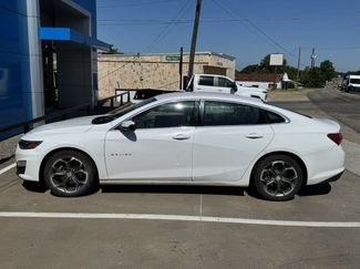 Used 2021 Chevrolet Malibu LT FWD video 2