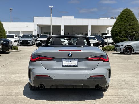 Certified 2024 BMW 430i Convertible w/ M Sport Package RWD image 11