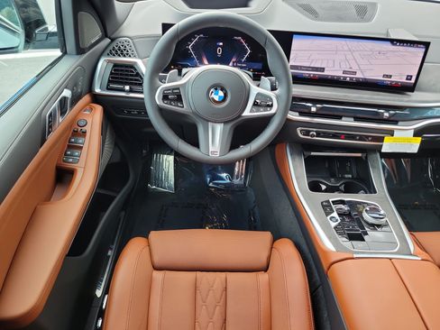 New 2026 BMW X5 xDrive40i w/ Executive Package AWD/4WD image 11