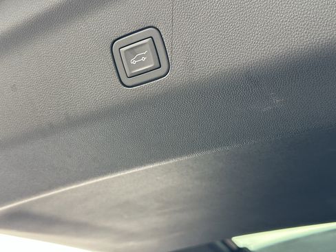 Used 2025 Chevrolet Suburban High Country w/ Sun And Tow Package image 61