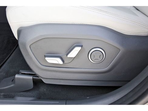 Used 2024 Hyundai Santa Fe Limited FWD image 29