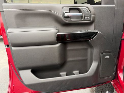Used 2020 Chevrolet Silverado 2500 LTZ w/ LTZ Premium Package AWD/4WD image 17