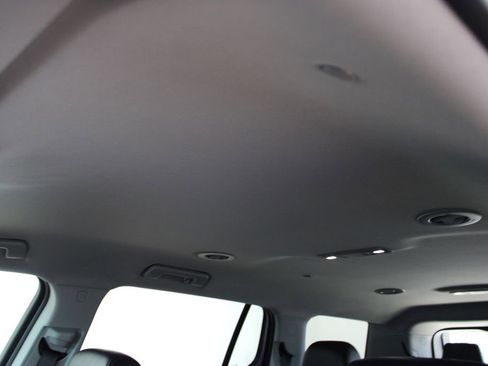 Used 2023 GMC Acadia AT4 w/ Technology Package image 27