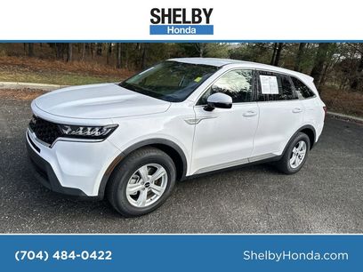 Used 2023 Kia Sorento LX