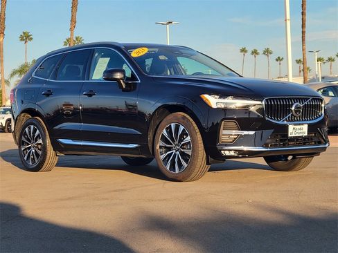 Used 2023 Volvo XC60 B5 Plus image 29