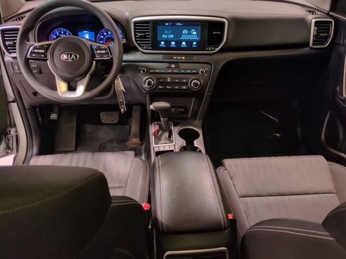Used 2020 Kia Sportage LX image 14