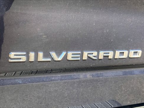 Used 2024 Chevrolet Silverado 1500 RST w/ Z71 Off-Road Package AWD/4WD image 31