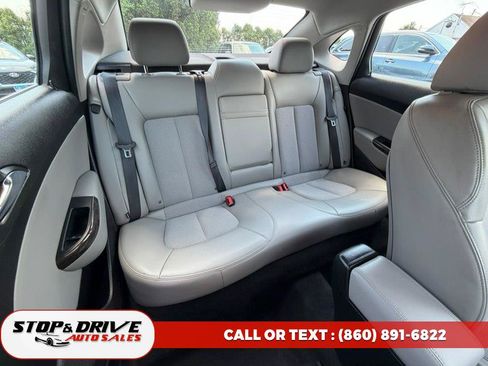 Used 2014 Buick Verano FWD image 16
