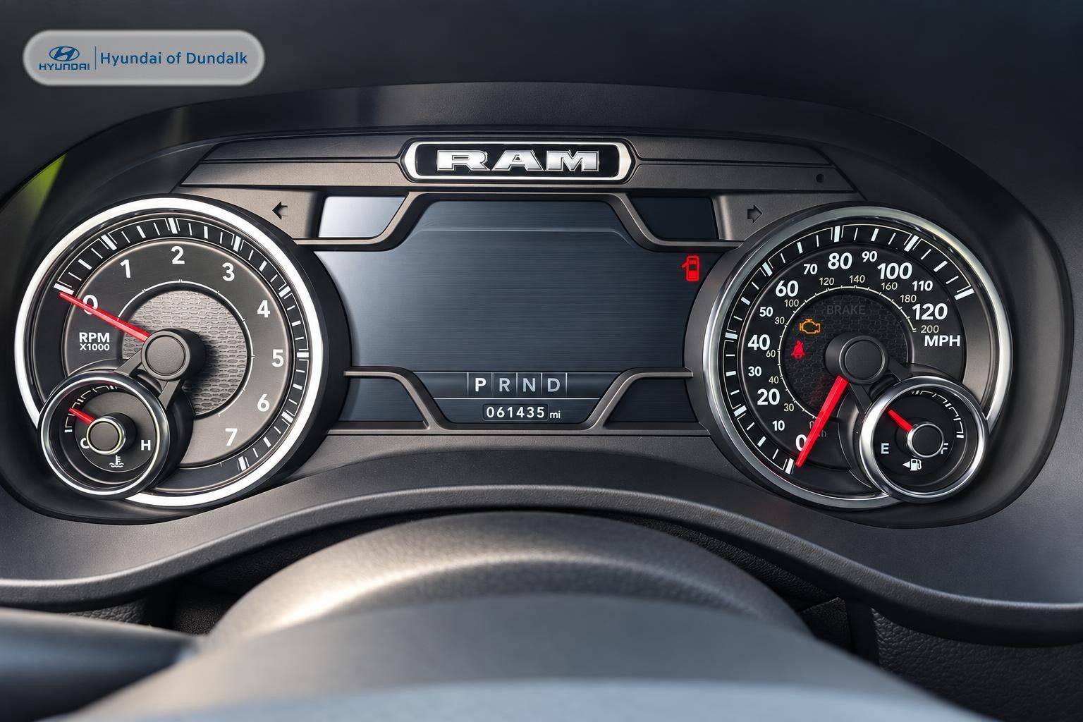 Used 2019 RAM 1500 Laramie AWD/4WD image 12