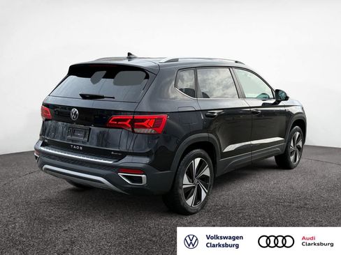 Used 2023 Volkswagen Taos SE image 5