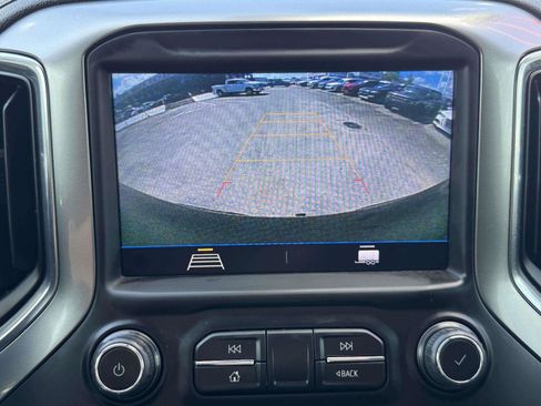 Used 2022 Chevrolet Silverado 1500 LT Trail Boss AWD/4WD image 39