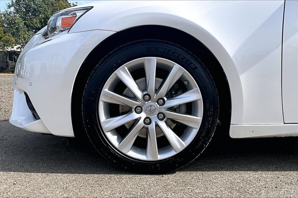 Used 2014 Lexus IS 250 RWD image 11