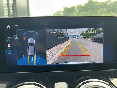 New 2025 Mercedes-Benz GLA 250 4MATIC image 7