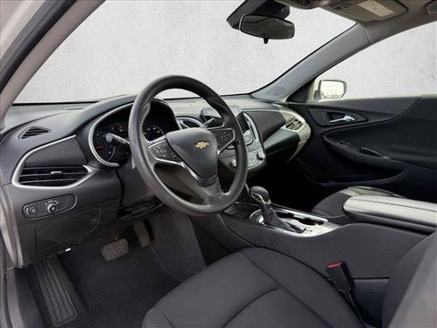 Used 2024 Chevrolet Malibu LT FWD image 7