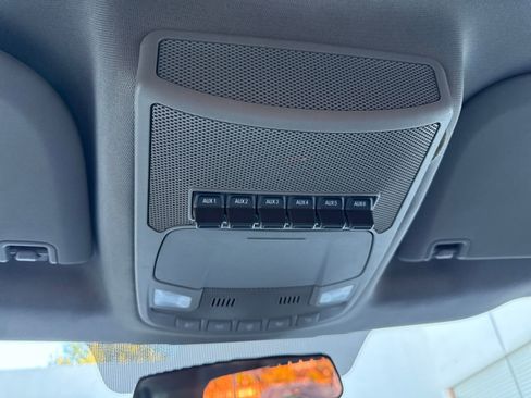 Used 2017 Ford F550 2WD Regular Cab Super Duty image 21