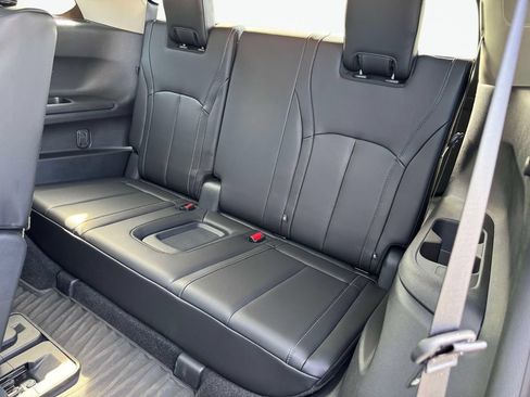 Used 2025 INFINITI QX60 Luxe AWD/4WD image 13