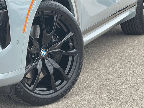 Certified 2024 BMW X7 M60i w/ Executive Package image 3