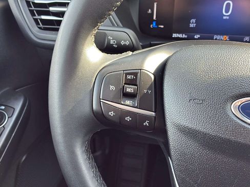 Used 2023 Ford Escape Active FWD image 12