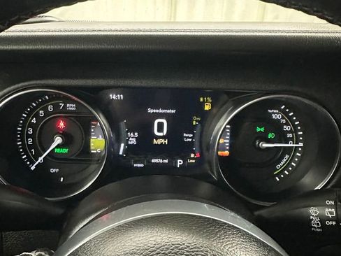 Used 2021 Jeep Wrangler Unlimited Sahara w/ Cold Weather Group image 19