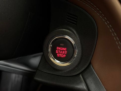 Used 2025 Subaru Outback Touring XT AWD/4WD image 6
