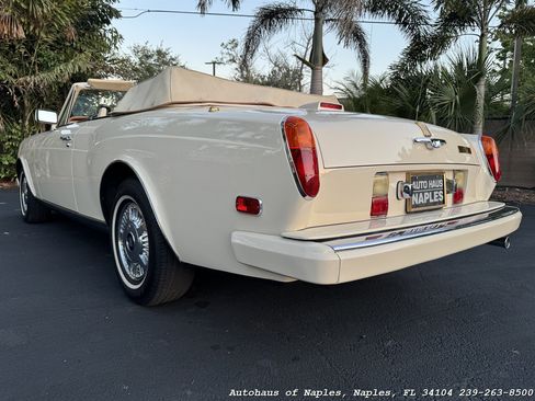 Used 1990 Rolls-Royce Corniche III RWD image 27