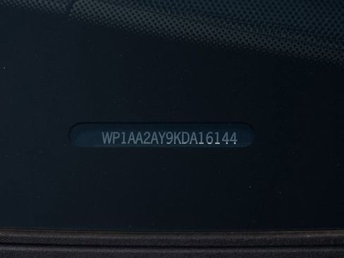 Certified 2019 Porsche Cayenne image 31