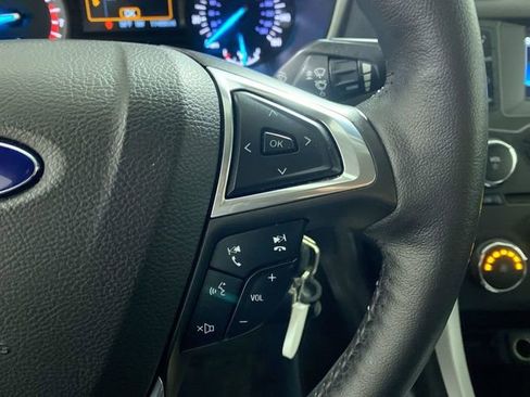 Used 2016 Ford Fusion SE w/ Equipment Group 201A image 13