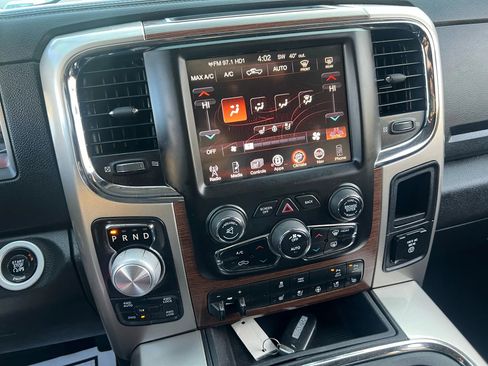 Used 2015 RAM 1500 Laramie w/ Convenience Group image 19