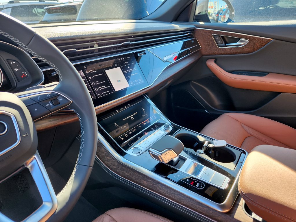 New 2027 Audi Q8 Premium Plus AWD/4WD image 11